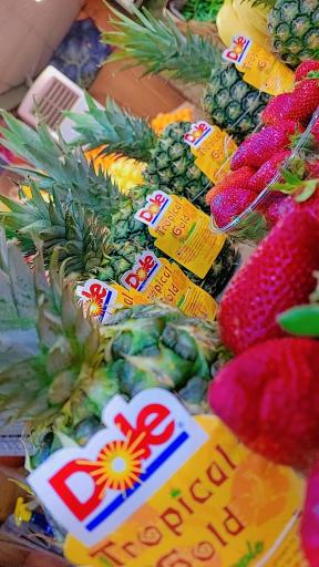 عکس بازارچه میوه و تره بار مرتضی