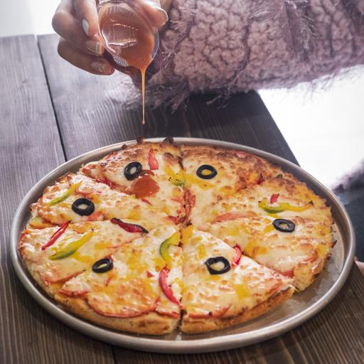 عکس پیتزا ساندویچ آویشن