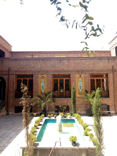 عکس خانه موزه بازار (عمارت سلطان بیگم)