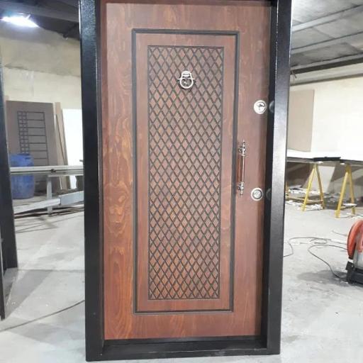 عکس تولیدی درب چوبی ضد سرقت رحیمی