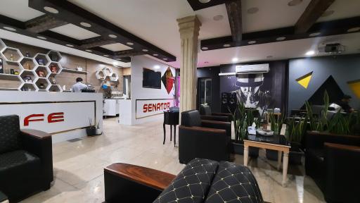 عکس کافه سناتور