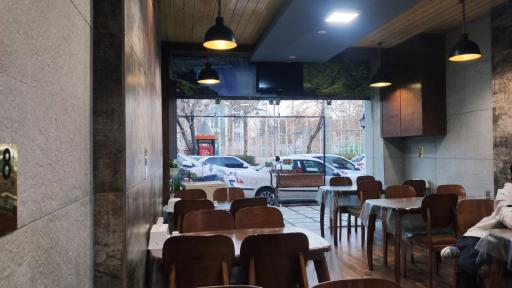 عکس رستوران آذری شاندیز