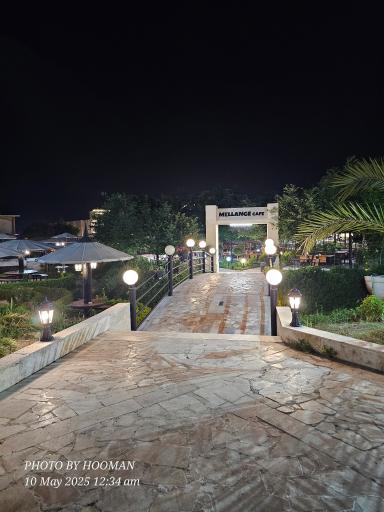 عکس باغ رستوران ویکتوریا