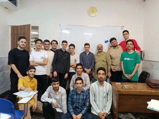 عکس دبیرستان علوم و معارف اسلامی صدرا