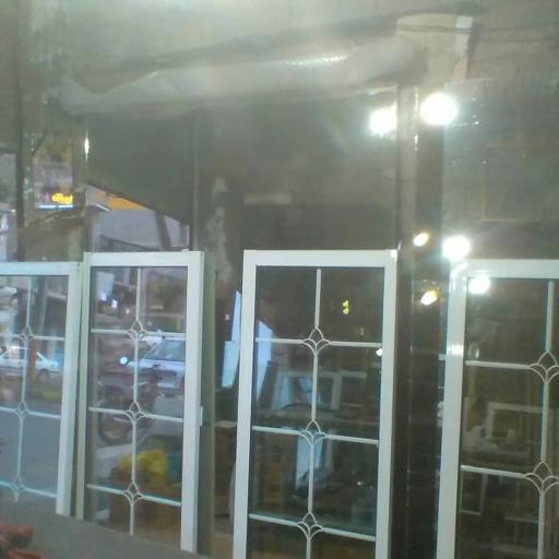 عکس شیشه بری علی اکبری