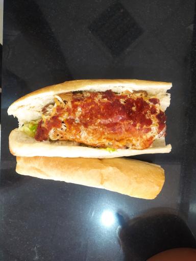 عکس پیتزا ساندویچ دلوین