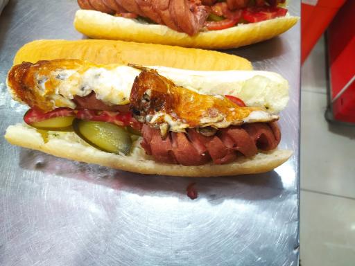 عکس پیتزا ساندویچ دلوین