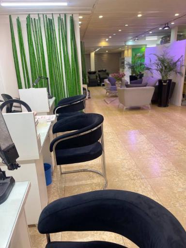 عکس مرکز زیبایی حنا