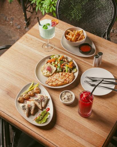 عکس کافه دنجا