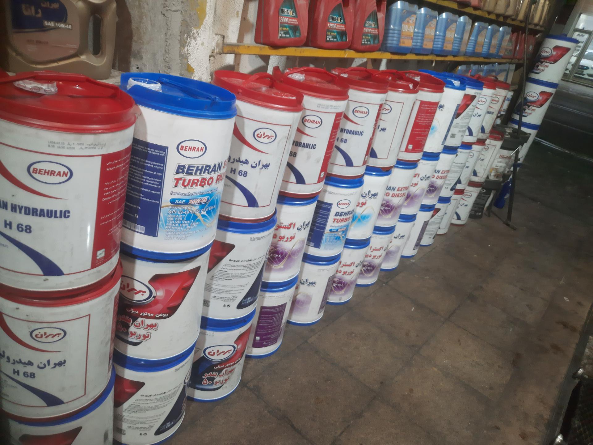 عکس تعویض روغنی علی جابرزاده