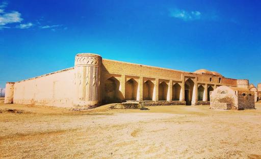 عکس کاروانسرای نوگنبد