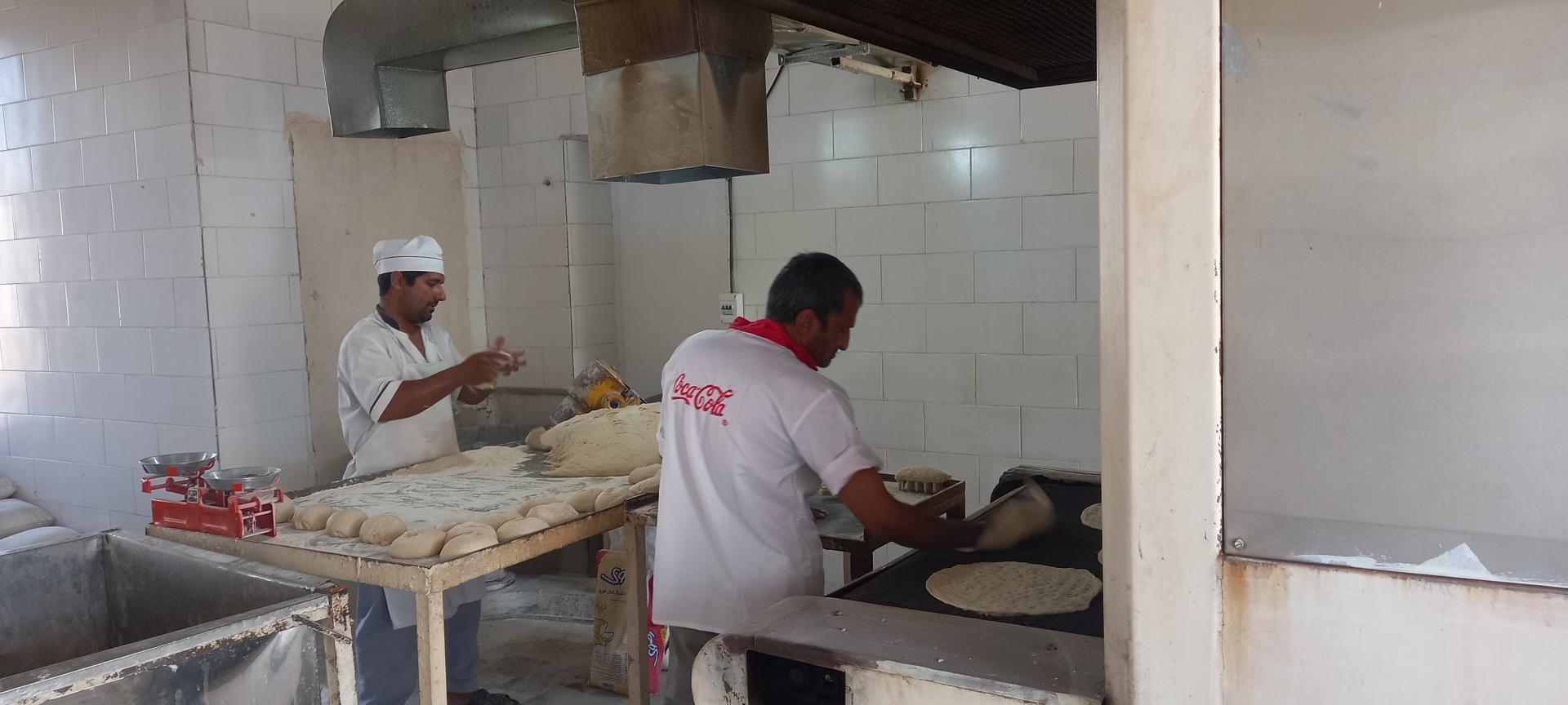 عکس نانوایی گل گندم