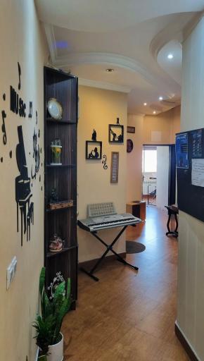 عکس آموزشگاه موسیقی شقایق