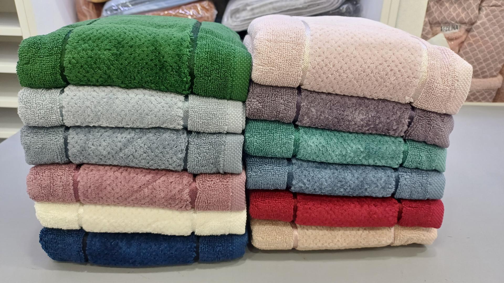 عکس منسوجات بنیتاتکس 