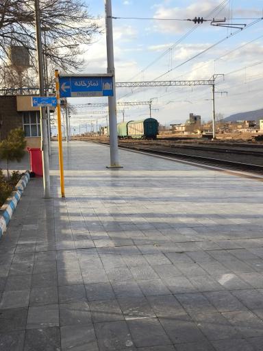 عکس ایستگاه راه آهن مرند