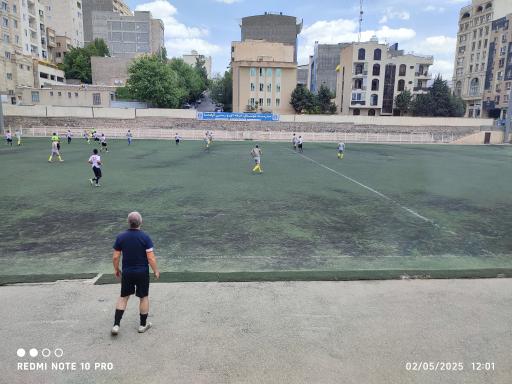 عکس ورزشگاه شهدای رودهن