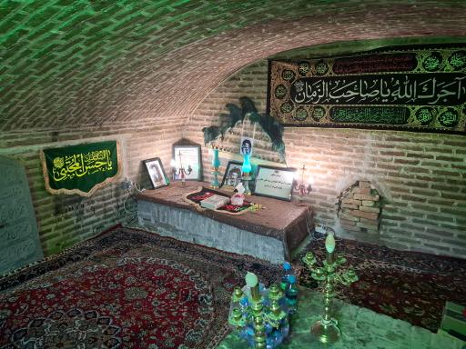 عکس مزار آیت الله سید علی مفسر