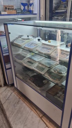 عکس فروشگاه ابزار زرگری تک