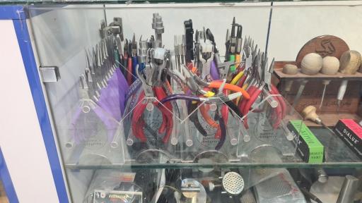 عکس فروشگاه ابزار زرگری تک