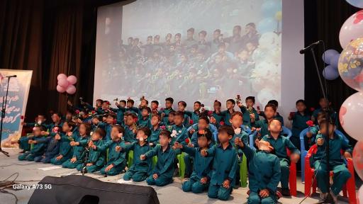 عکس دبستان پسرانه انديشه سبز