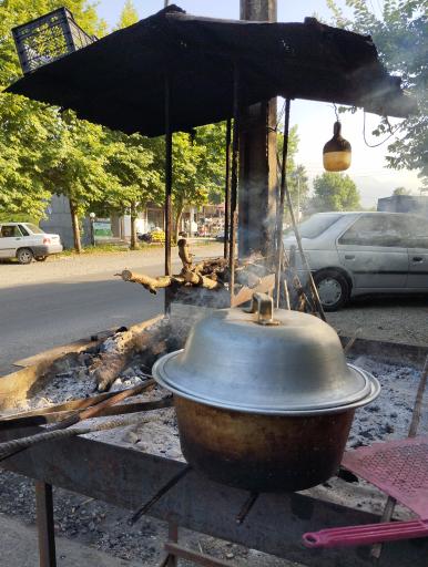عکس غذاخوری ستاره شبها