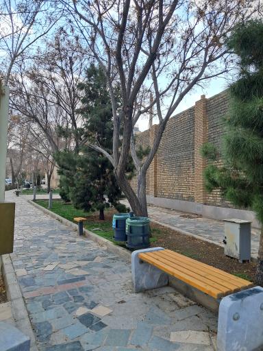 عکس فضای سبز چهارراه زاهد