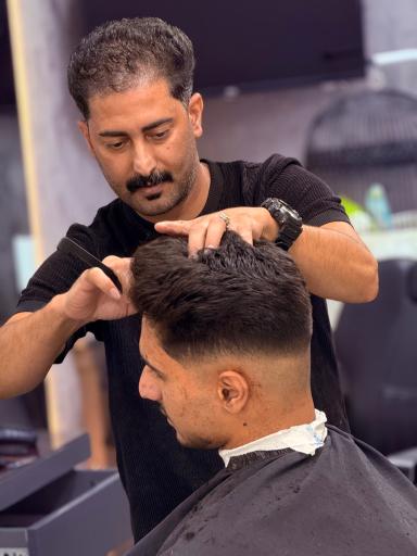 عکس پیرایش عماد