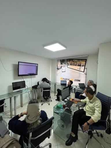 عکس آموزشگاه دیجیتال مارکتینگ ۱ ۲ ۳ پارسه