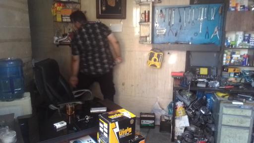 عکس خدمات برق خودرو