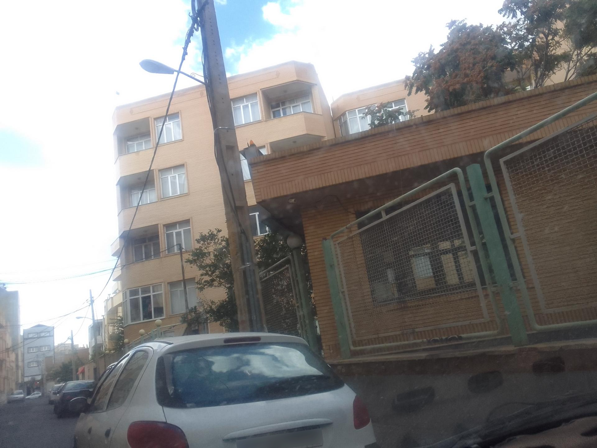 عکس مجتمع گلریز