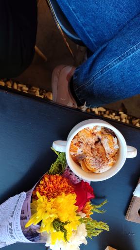 عکس عمارت رو به رو