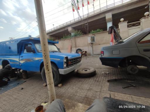 عکس کمک فنر سازی بادگیری و تعمیر فنر باقری