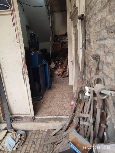 عکس کمک فنر سازی بادگیری و تعمیر فنر باقری