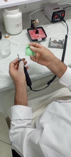 عکس لابراتوار دندانسازی موسوی