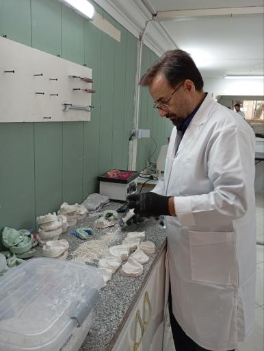 لابراتوار دندانسازی موسوی