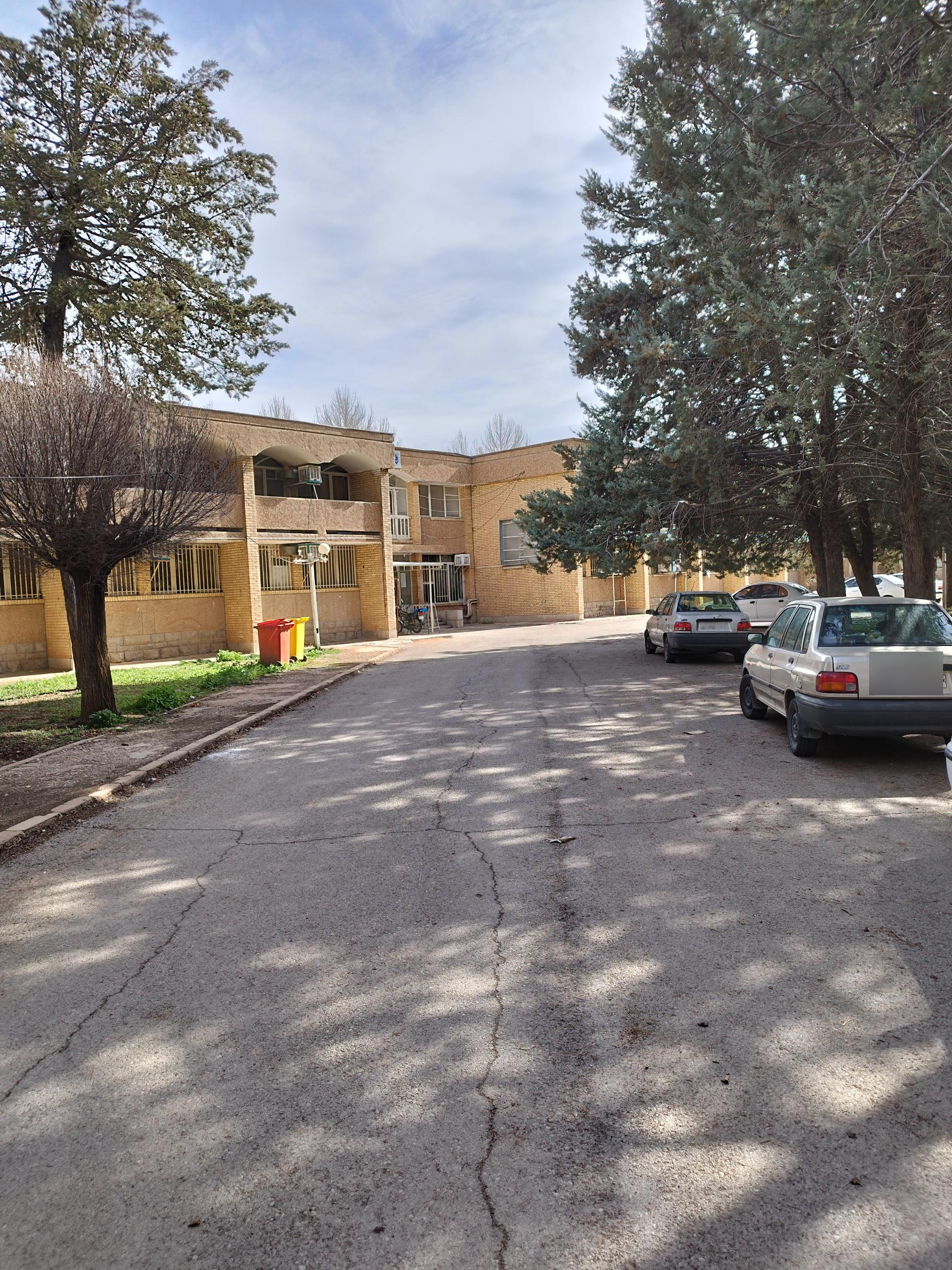 عکس خوابگاه شهید بهشتی دانشکده کشاورزی شیراز