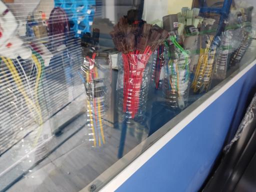 عکس فروشگاه لوازم یدکی تک