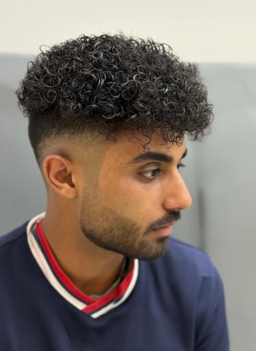 عکس آرایشگاه صدری