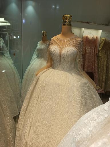 مزون سپید بخت 