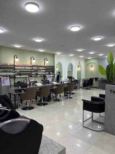 عکس سالن زیبایی اندیشه 