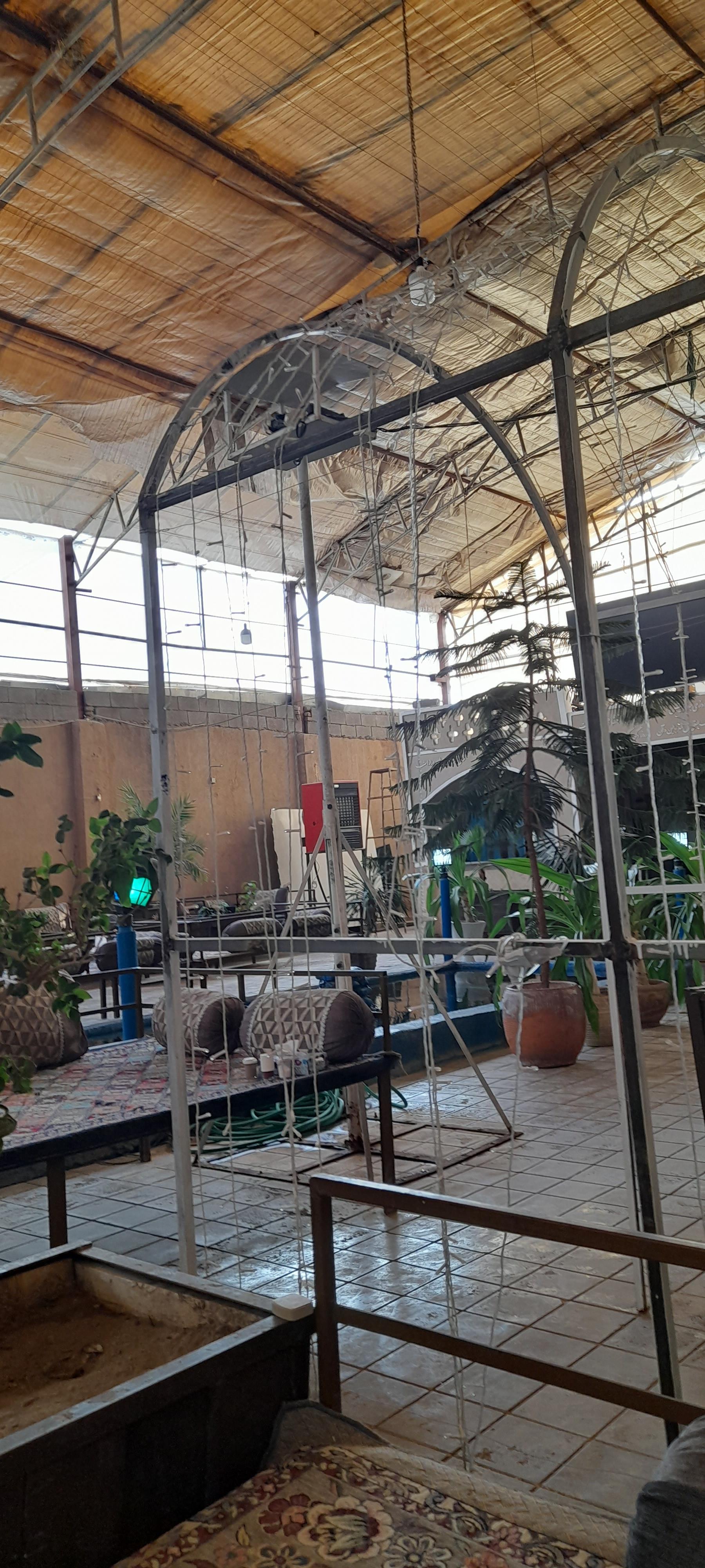 عکس رستوران سنتی بی بی ملک ناز