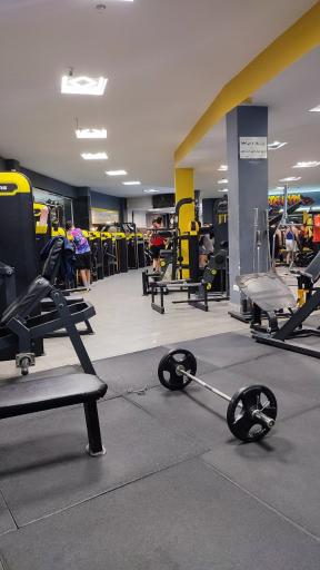 عکس باشگاه پرورش اندام پارسیا