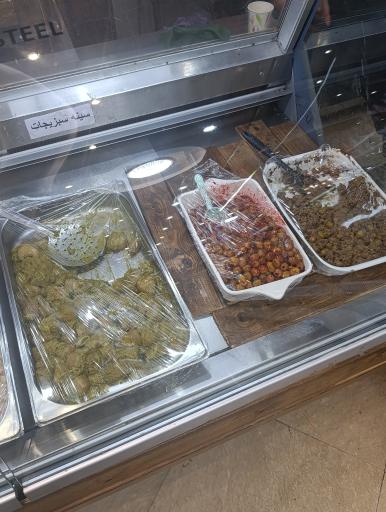 عکس مرغ  گوشت و مواد پروتئینی وحید