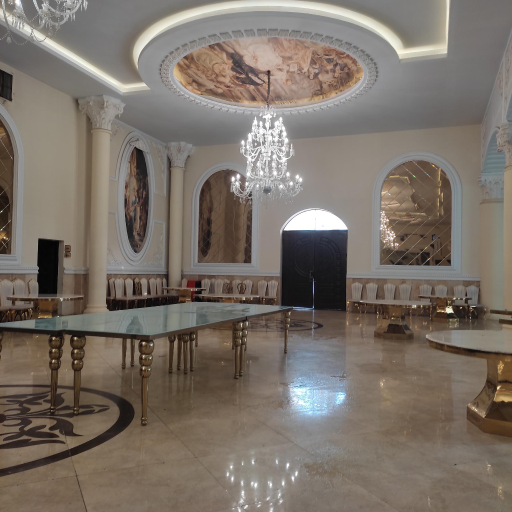 عکس عمارت ملک