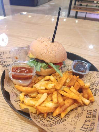 عکس آبان پلازا