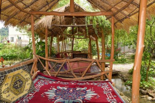 عکس باغ رستوران تاپ جمشید