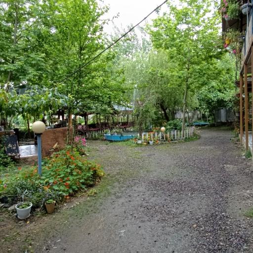 عکس باغ رستوران تاپ جمشید