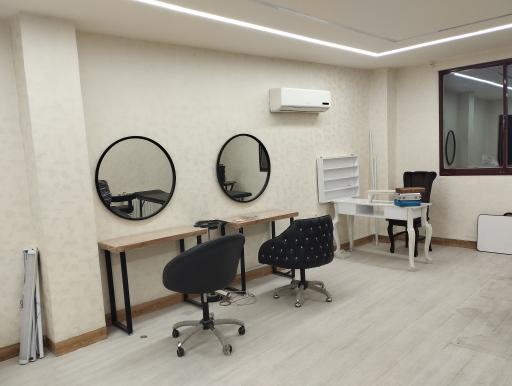 سالن زیبایی پونه حسن پور 