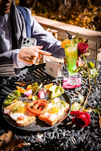 عکس مجتمع گردشگری قصر خورشید طرقبه