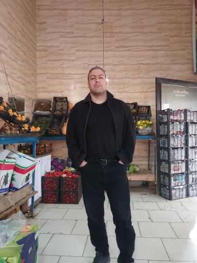 عکس میوه فروشی برادران نوروزنژاد 